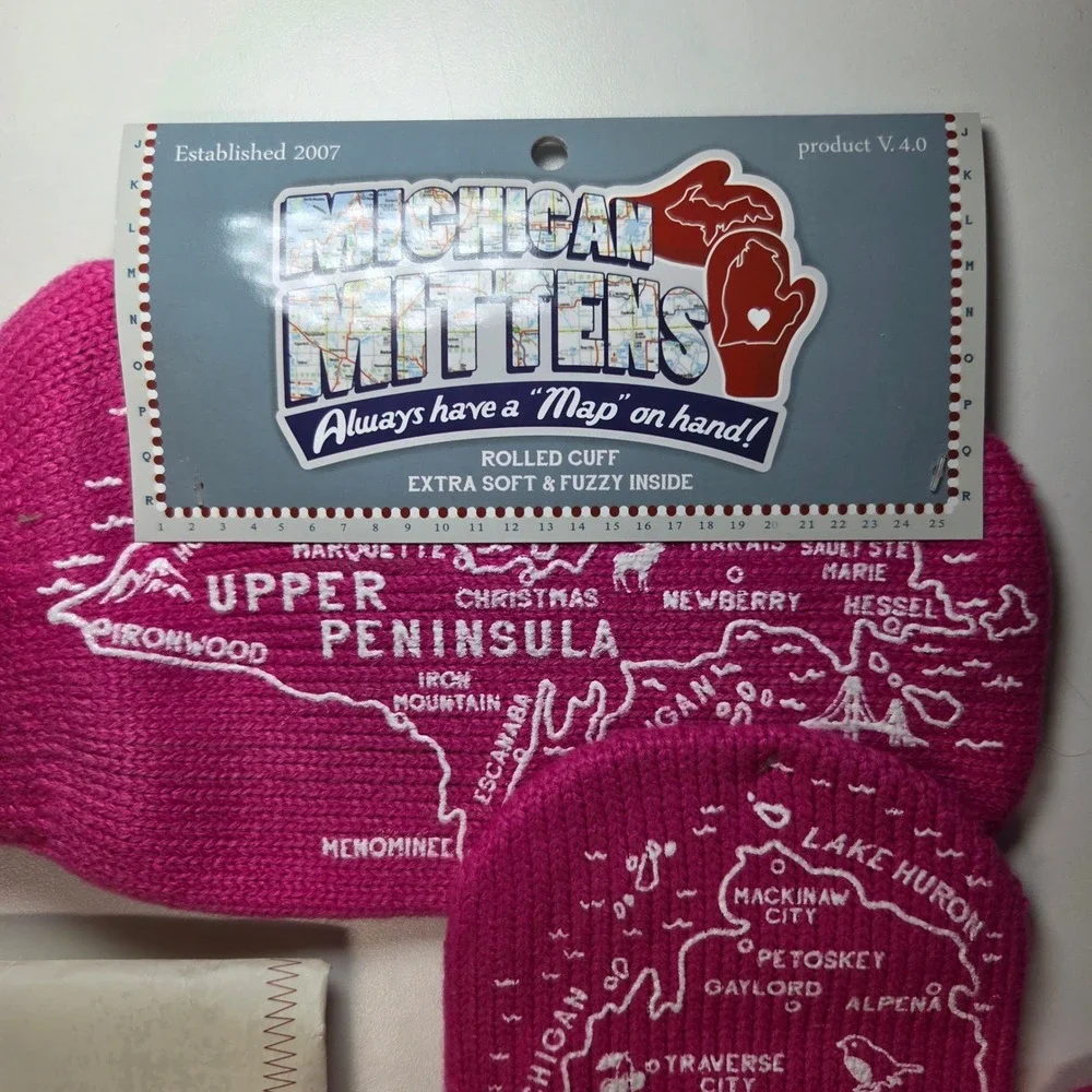 Michigan Mittens Pink Lower Upper Peninsula Map Winter Gloves One Size